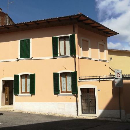 Appartamento La Terrazza Chiusi Esterno foto